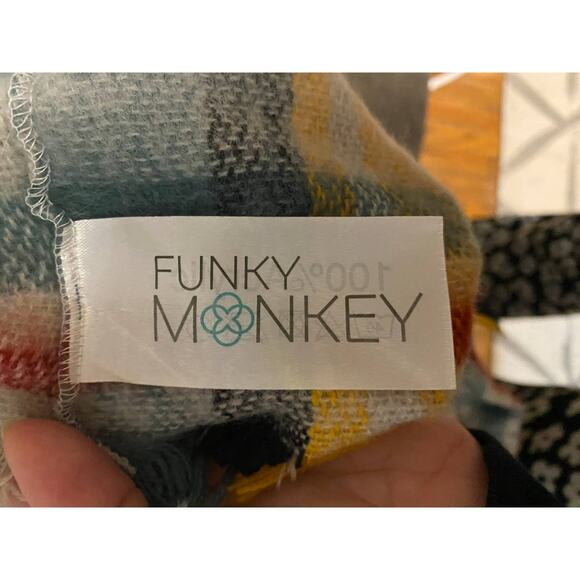 Funky Monkey 12" x 29" Infinity Scarf Yellow Gray Plaid Fringe - Picture 4 of 5
